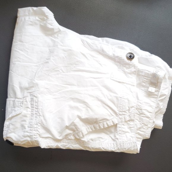 Capris - Picture 3 of 3